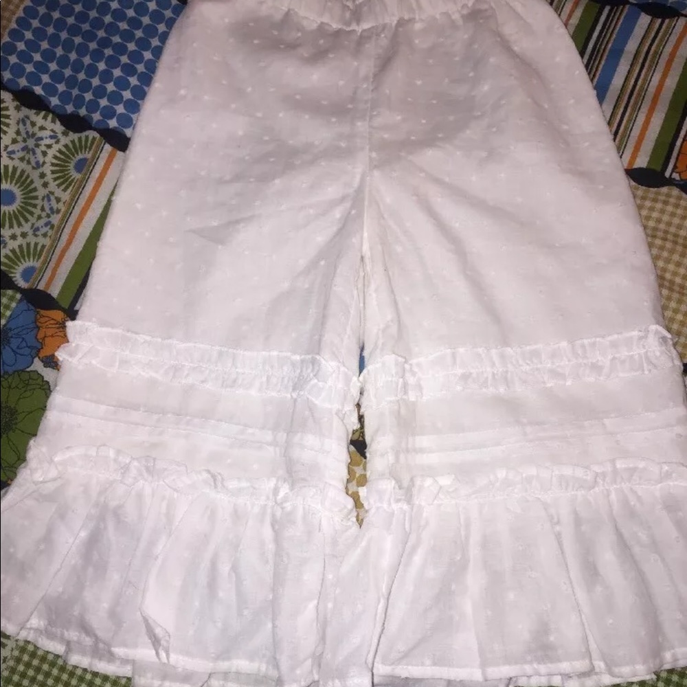Persnickety Ruffle Pants 3 BEACH PICS!!!